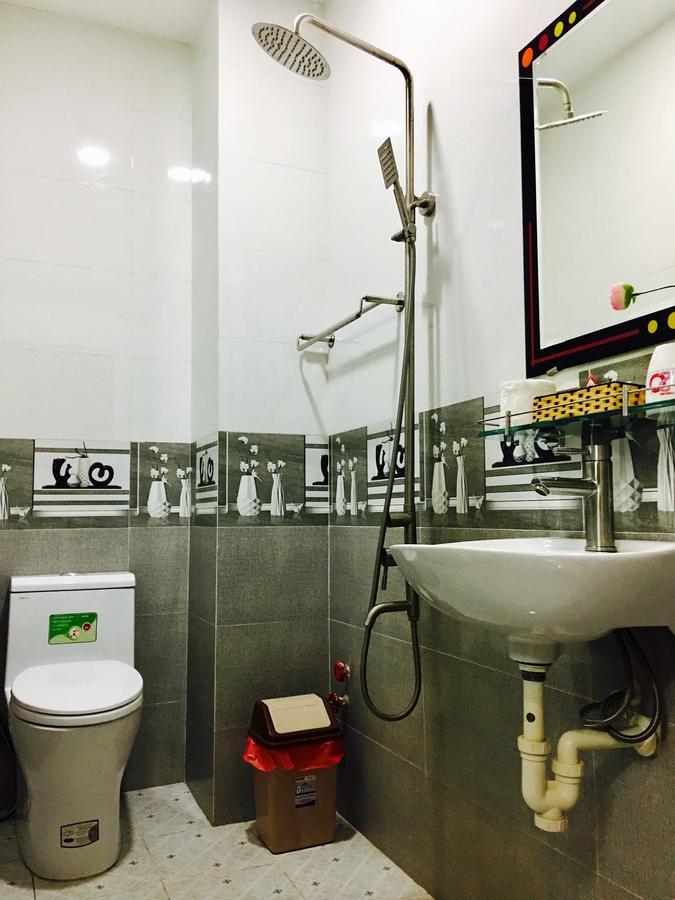 Phu Thanh Hotel Хошимин Екстериор снимка